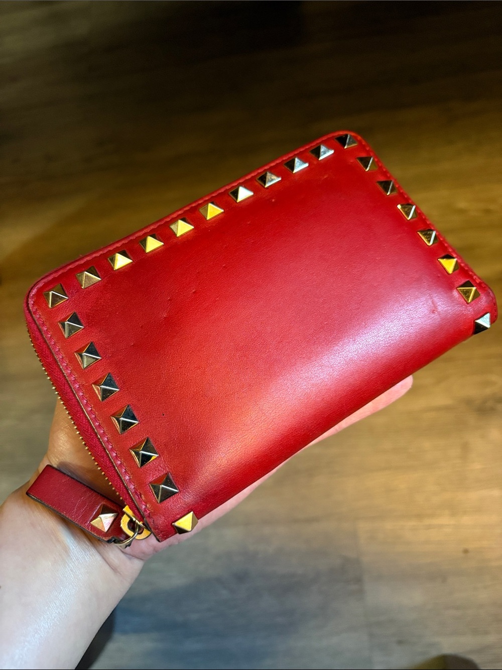 Valentino Garavani Red Leather Rockstud Zip Wallet with Gold studs - Picture 2 of 7